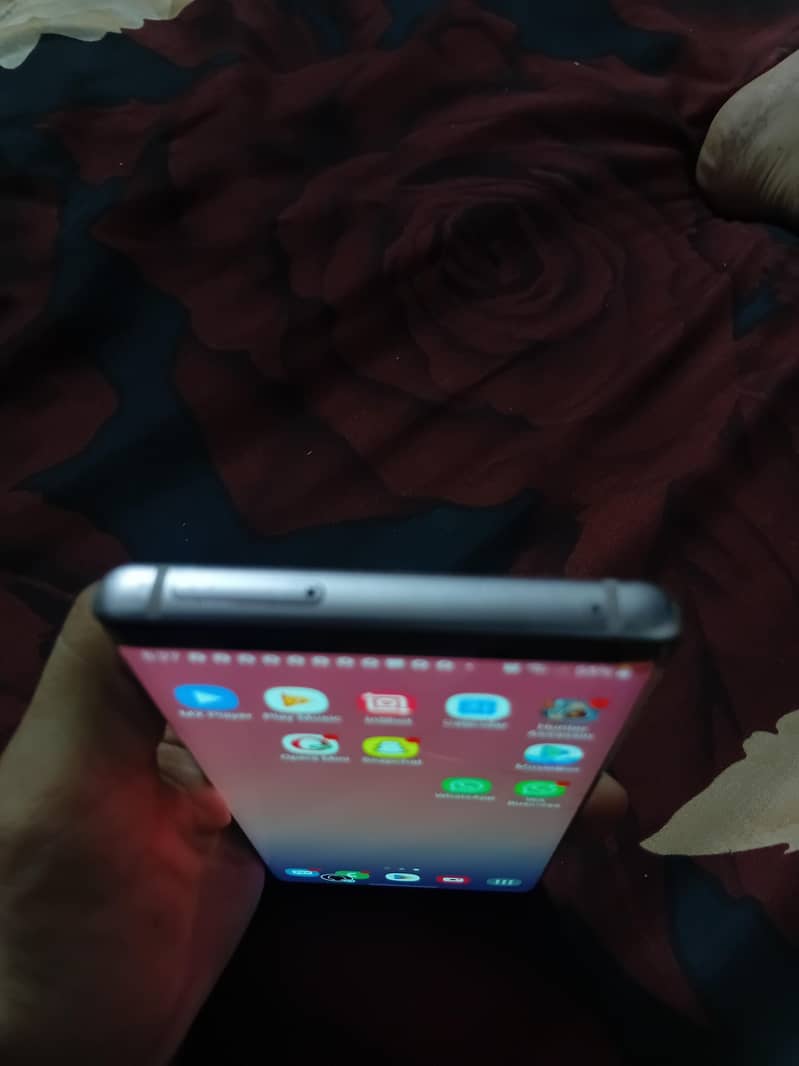 Samsung Mobile Note 9 1
