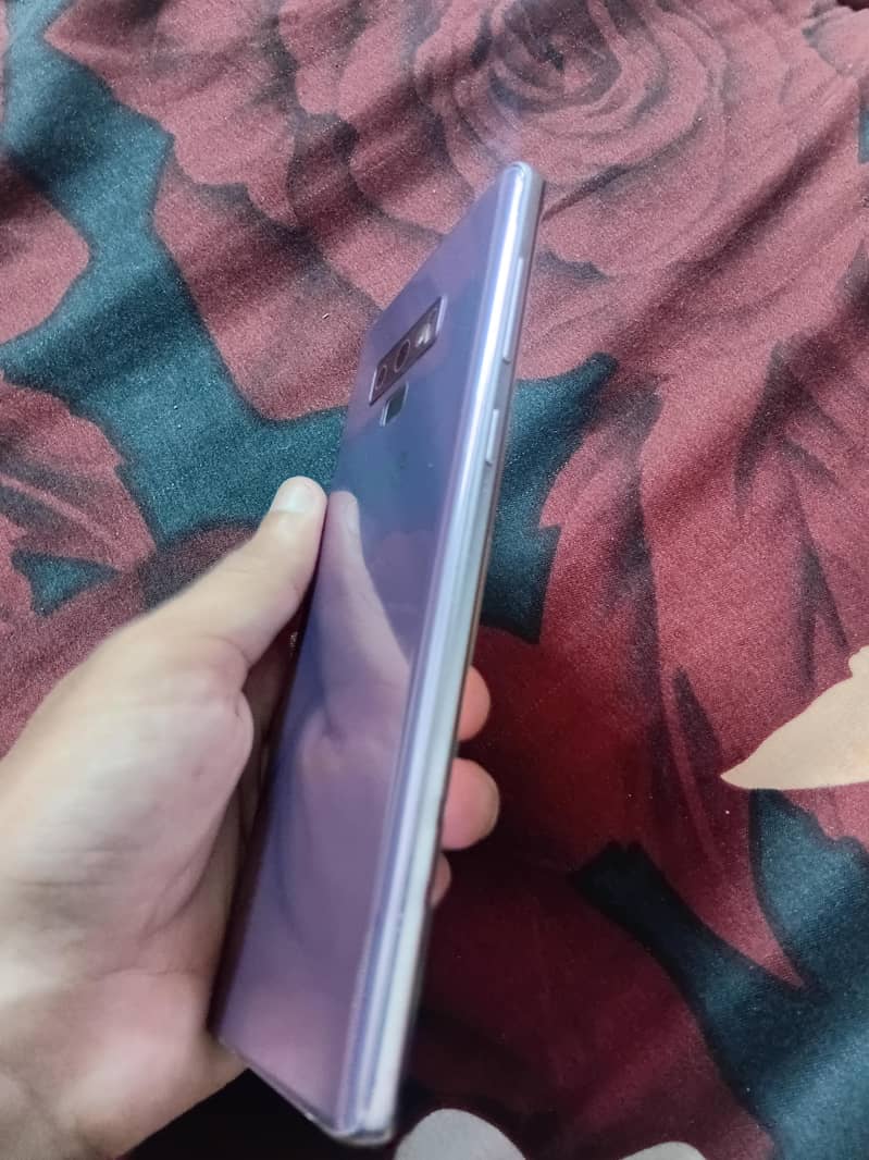 Samsung Mobile Note 9 8