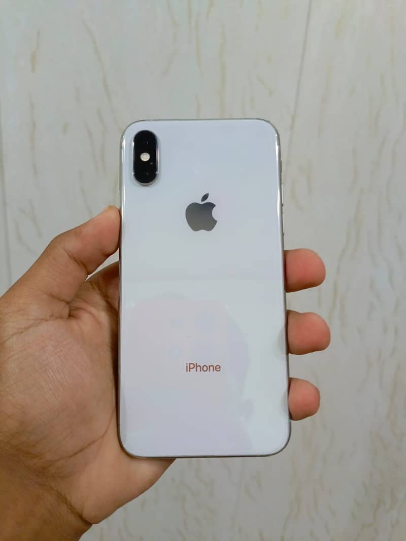 Apple iPhone XS 1