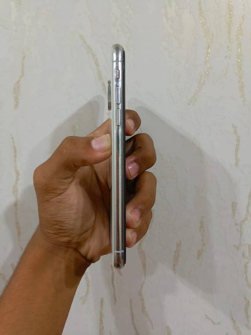 Apple iPhone XS 2