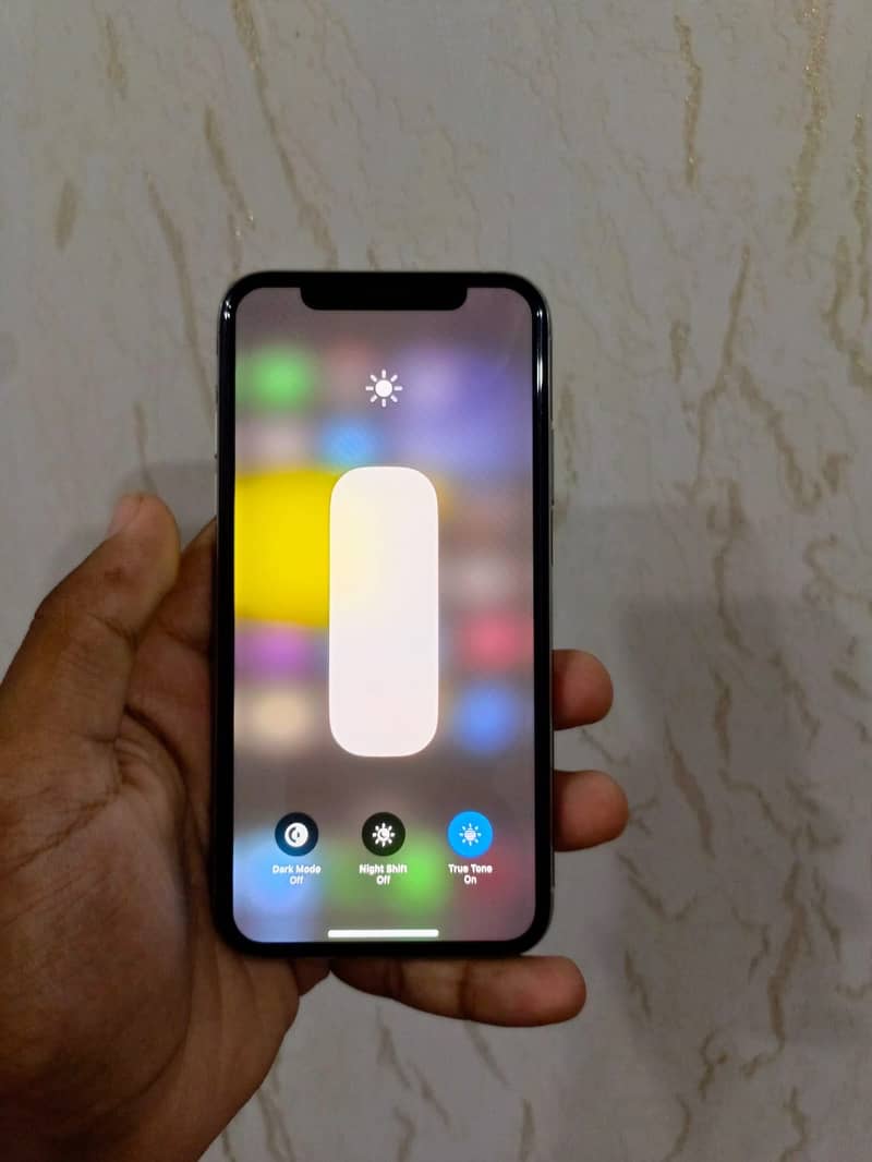 Apple iPhone XS 9