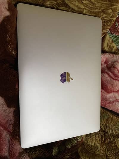 MacBook pro 2019