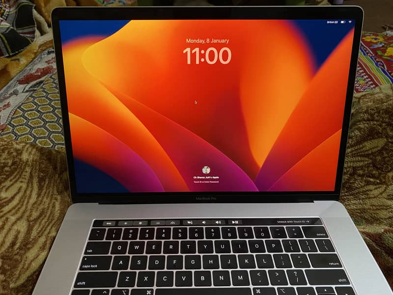 MacBook pro 2019 1