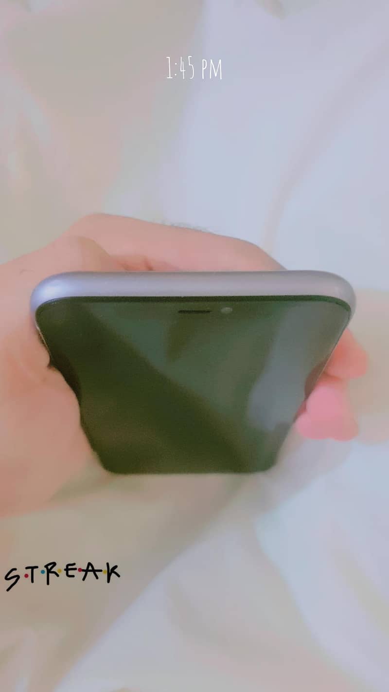 Apple iPhone 11 5