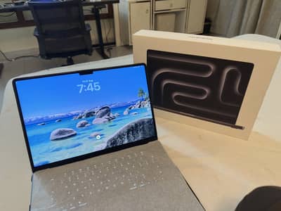 Macbook M5 MAX 128GB RAM 40C GPU 20C CPU  Brand New
