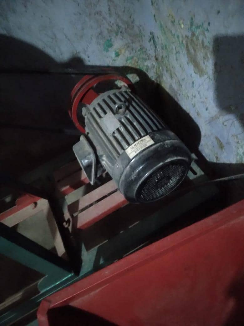 Aata chakki machine 3