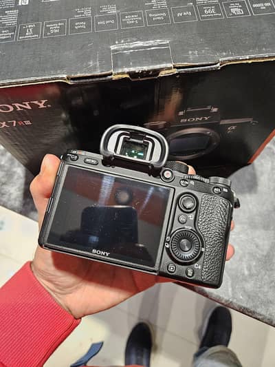 Sony A7R3 A7Riii Full frame mirrorless camera brand new Condition