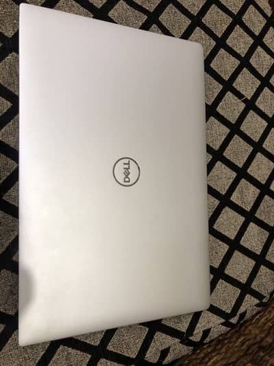 Dell XPS 15 | Core i9 | 32GB RAM | 4K Touch | GTX 1050 Ti