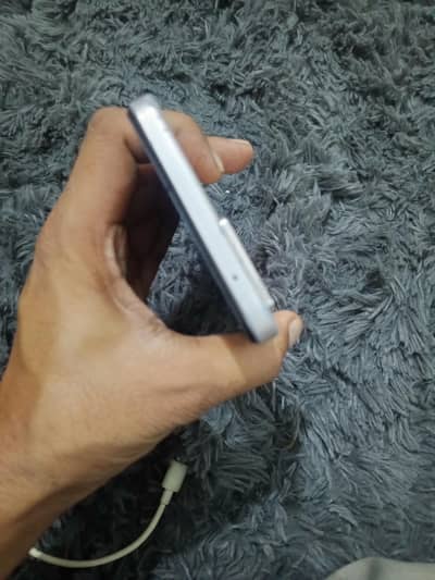 OPPO F21 Pro