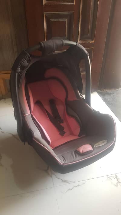 Little baby carrycoat+ car seat-Rs 10,000 Lahore