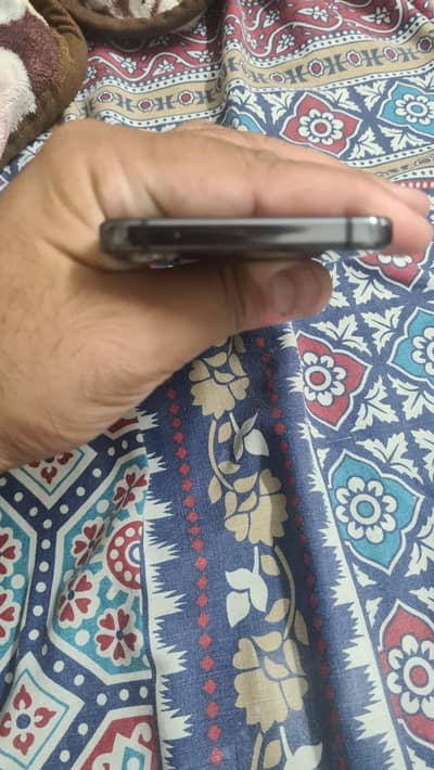 Samsung Mobile Z Flip 4