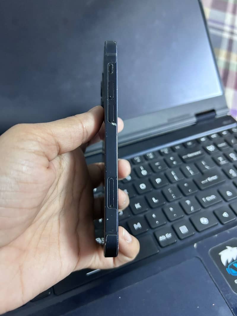 Apple iPhone 12 mini 2
