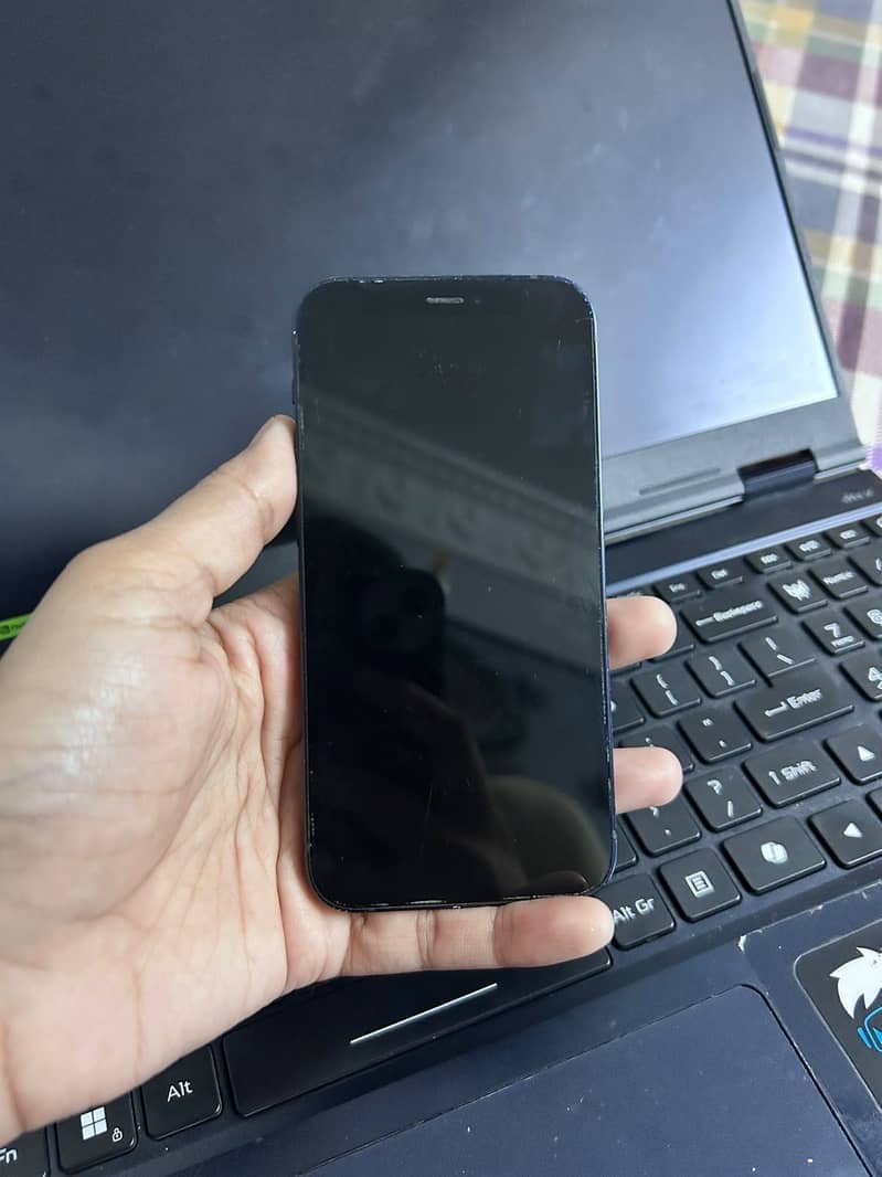 Apple iPhone 12 mini 4