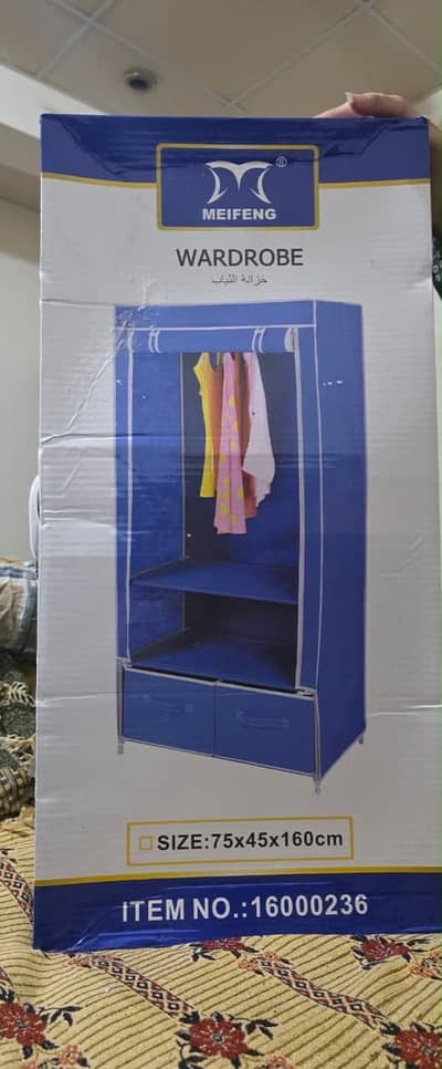 Portable wordrobe
