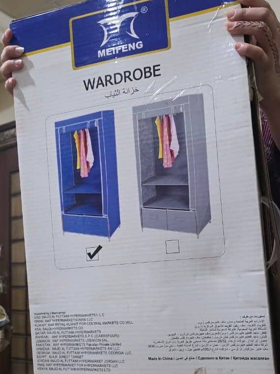 Portable wordrobe 1