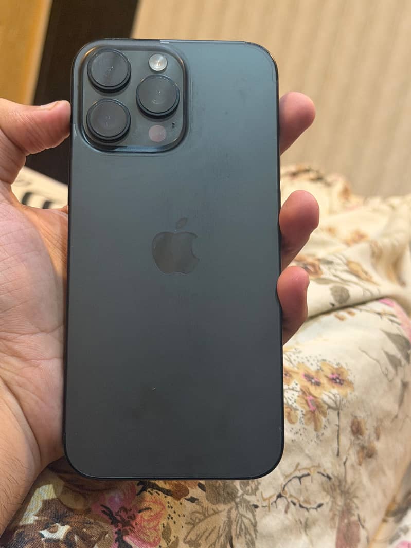 Apple iPhone 16 Pro Max 0