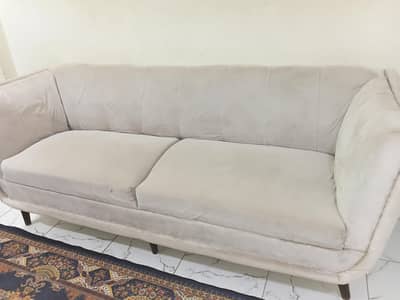 5 seater sofa set with center table