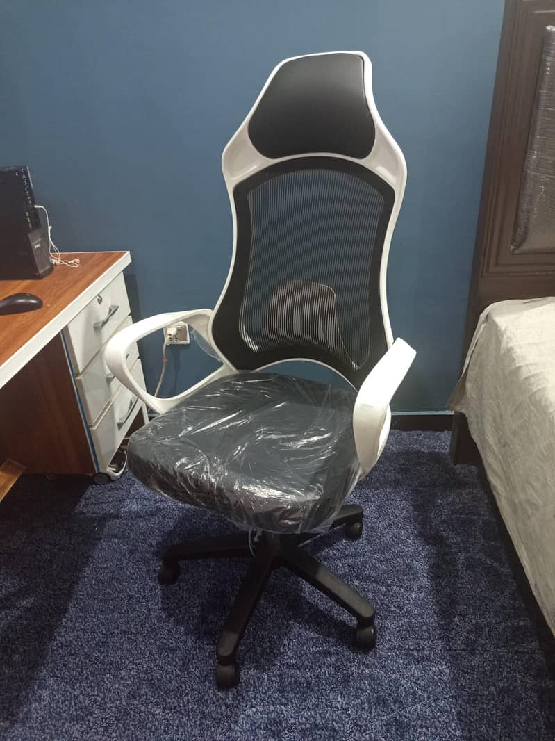 Computer table chair 0