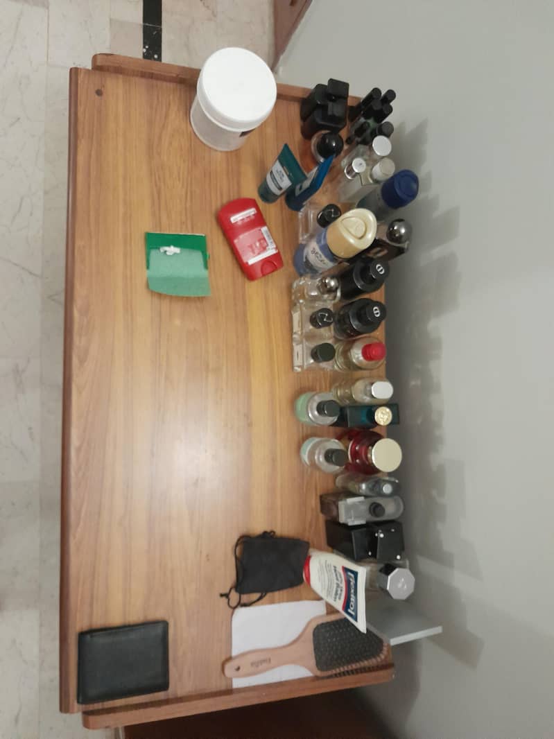 Dressing table 2