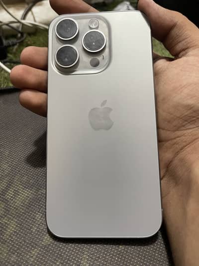 Apple iPhone 15 Pro