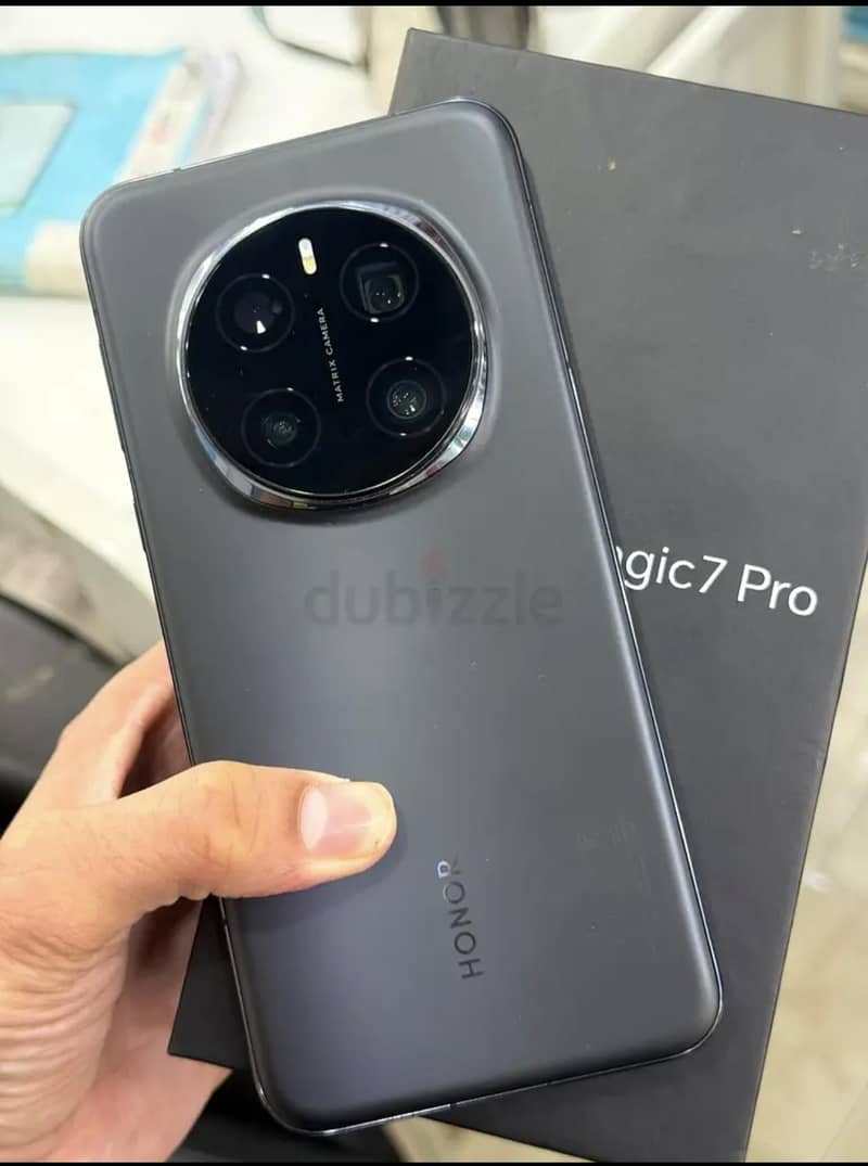 Honor Magic7 Pro 0