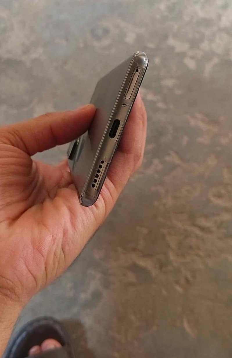 Tecno CAMON 40 Pro 5