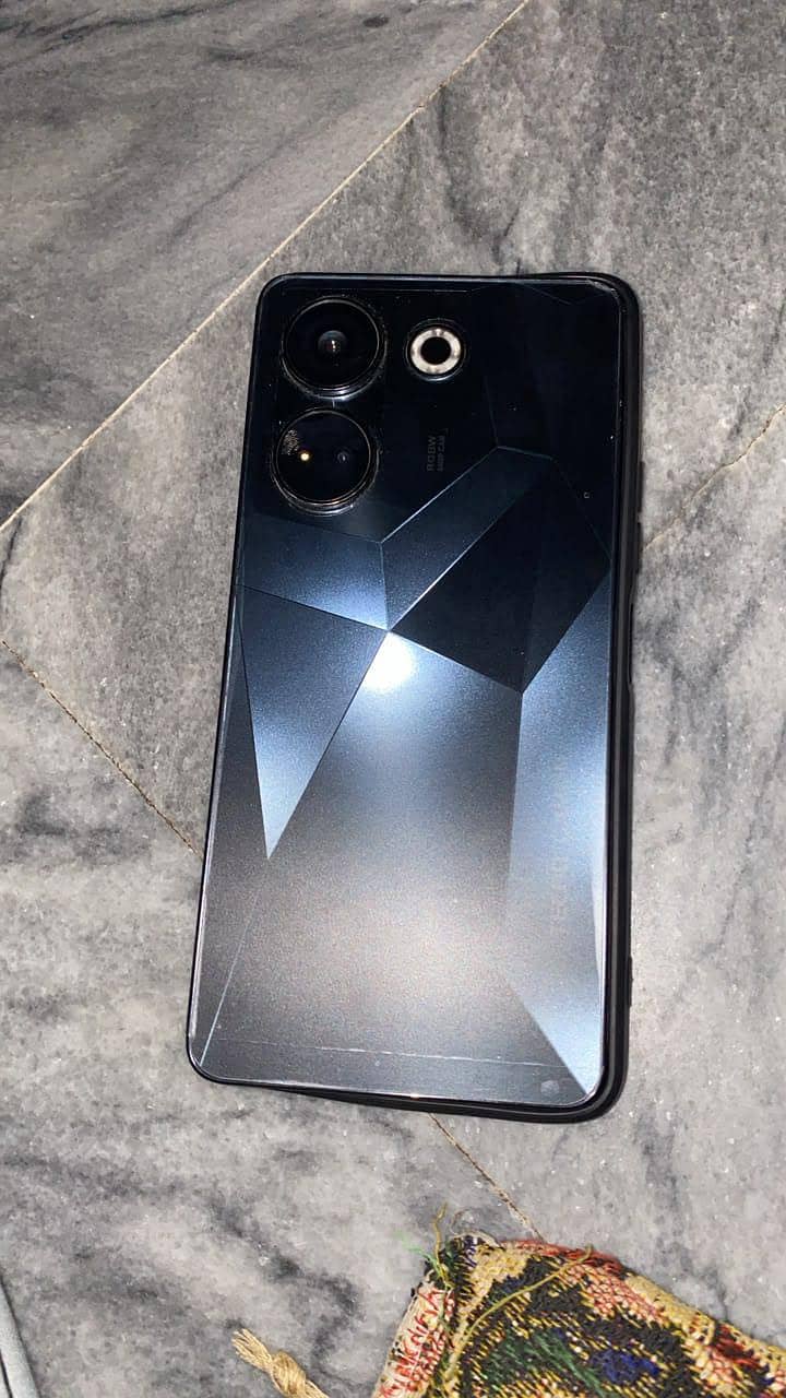 Tecno CAMON 20 2