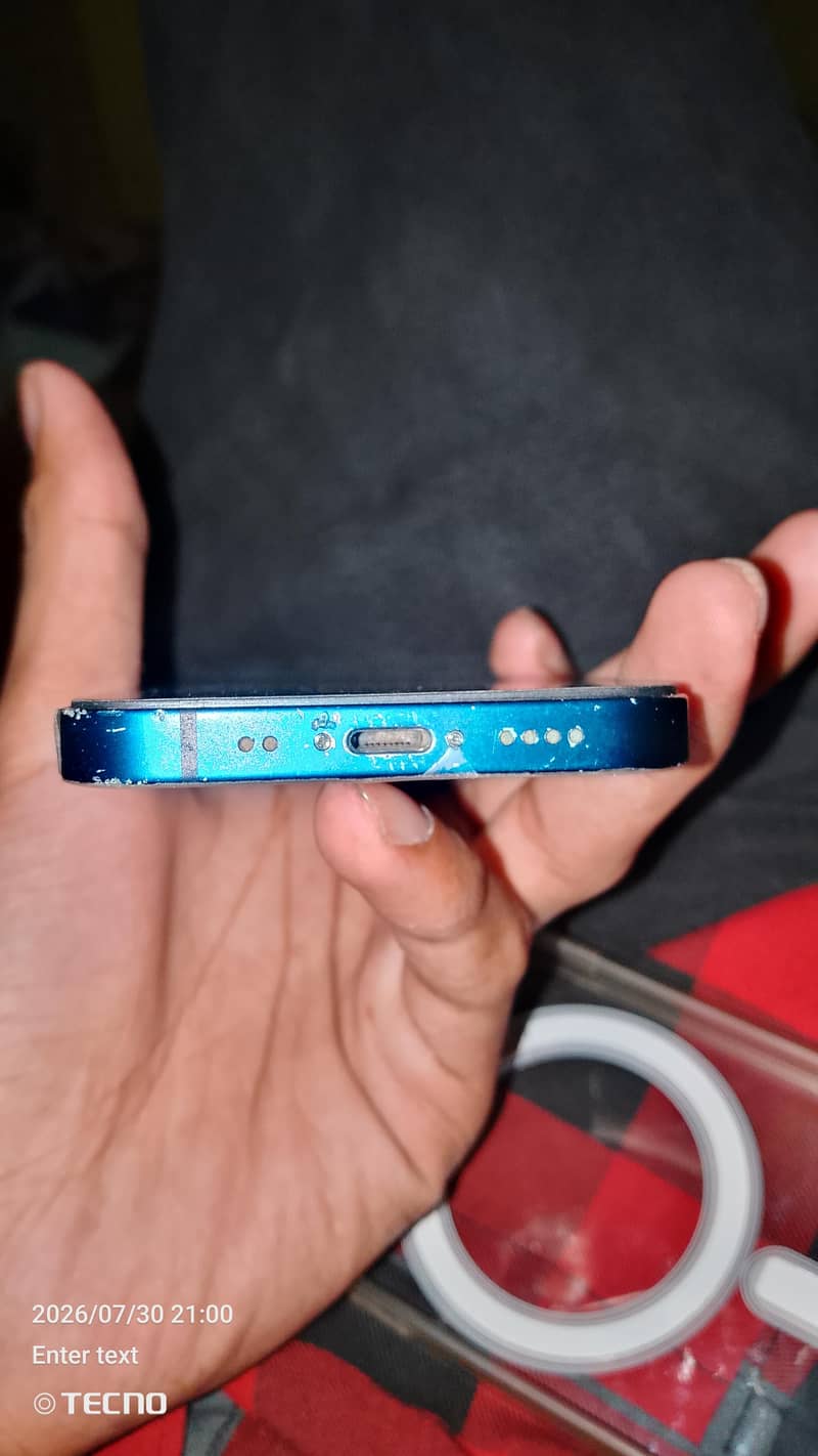 Apple iPhone 12 mini 3