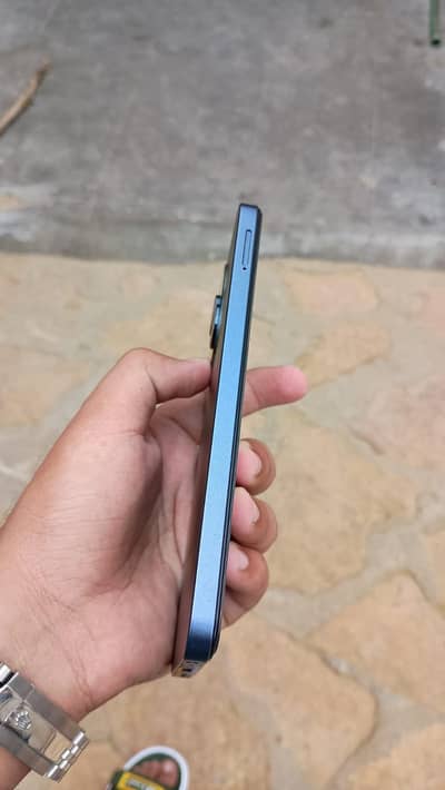 Tecno Spark Go 1