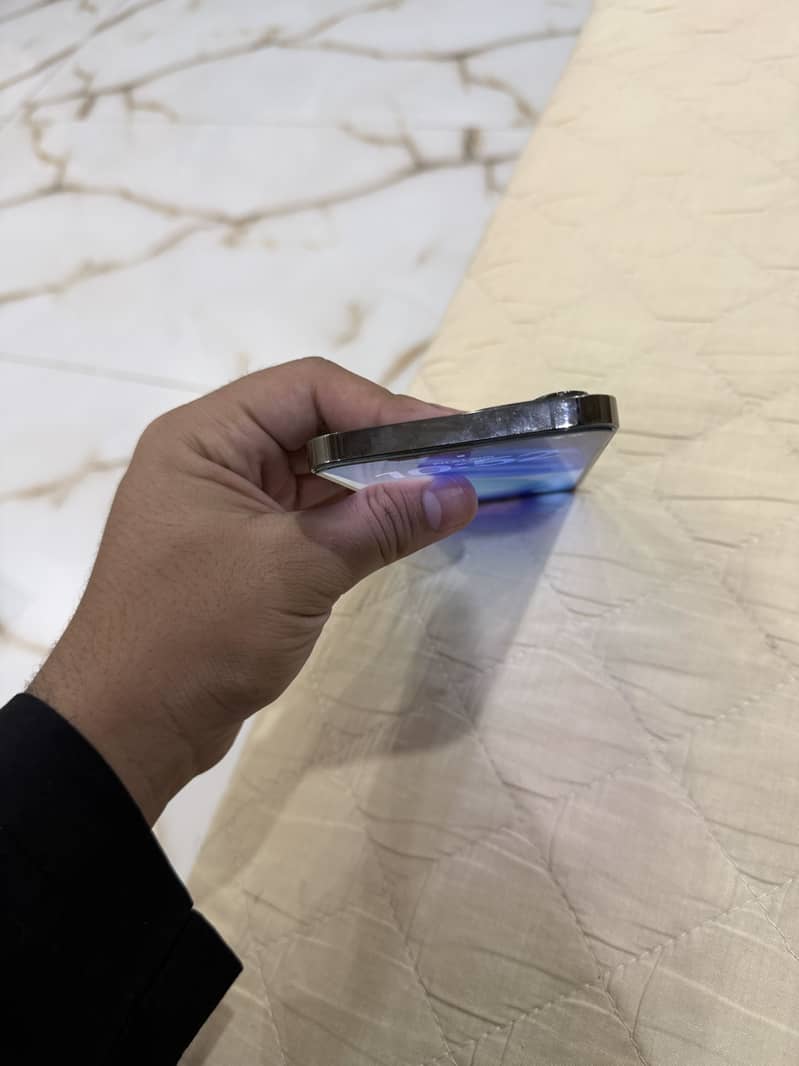 Apple iPhone 12 Pro Max 5