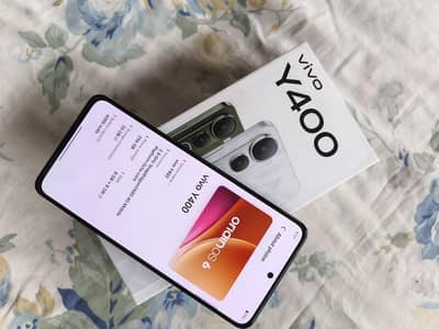 vivo y400 8/256 with BOX