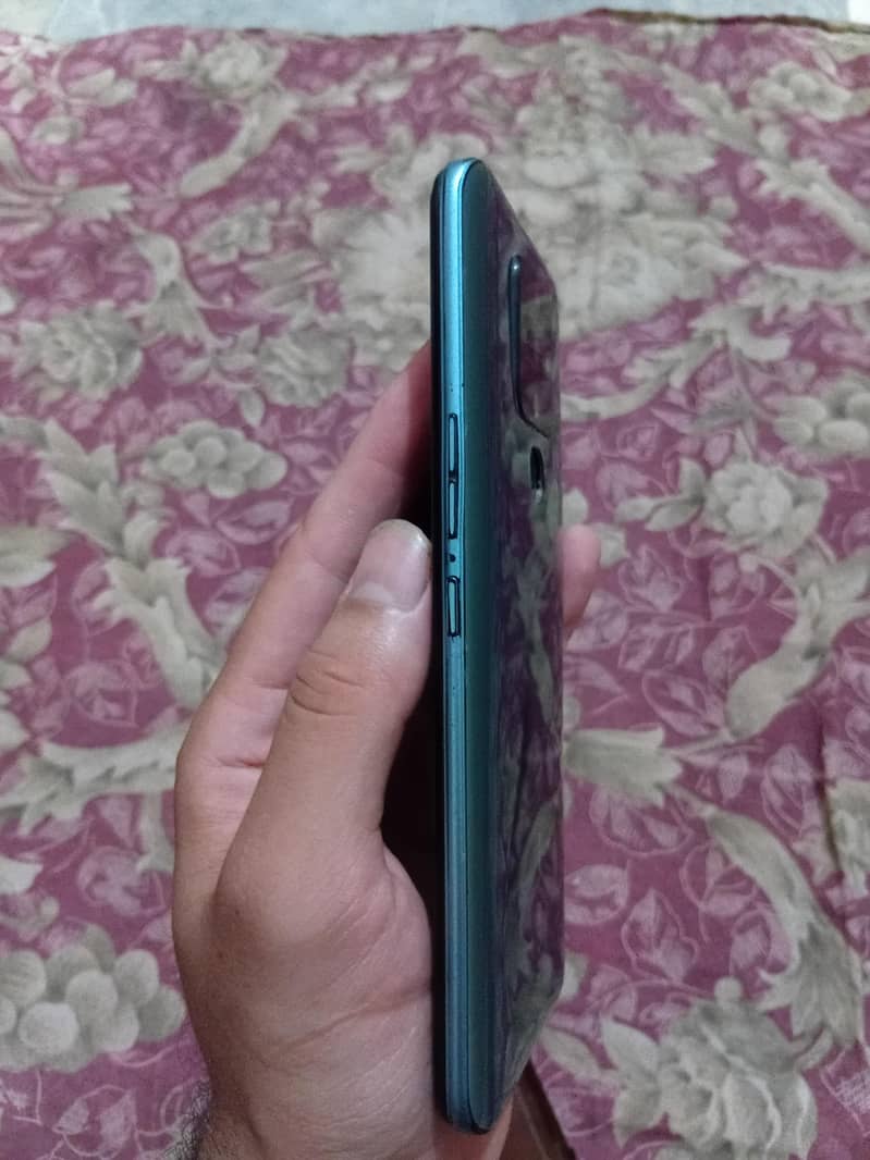 Tecno CAMON 16 SE 4