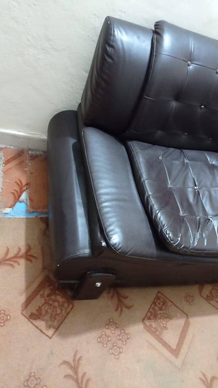 5 seater sofa 3