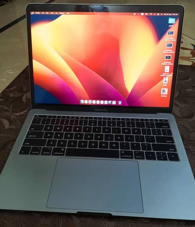 MacBook Pro 2017 13" Core i5 | 8GB RAM | 256GB SSD | Space Grey