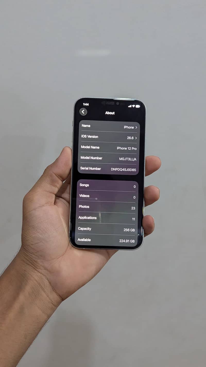 Apple iPhone 12 Pro 3