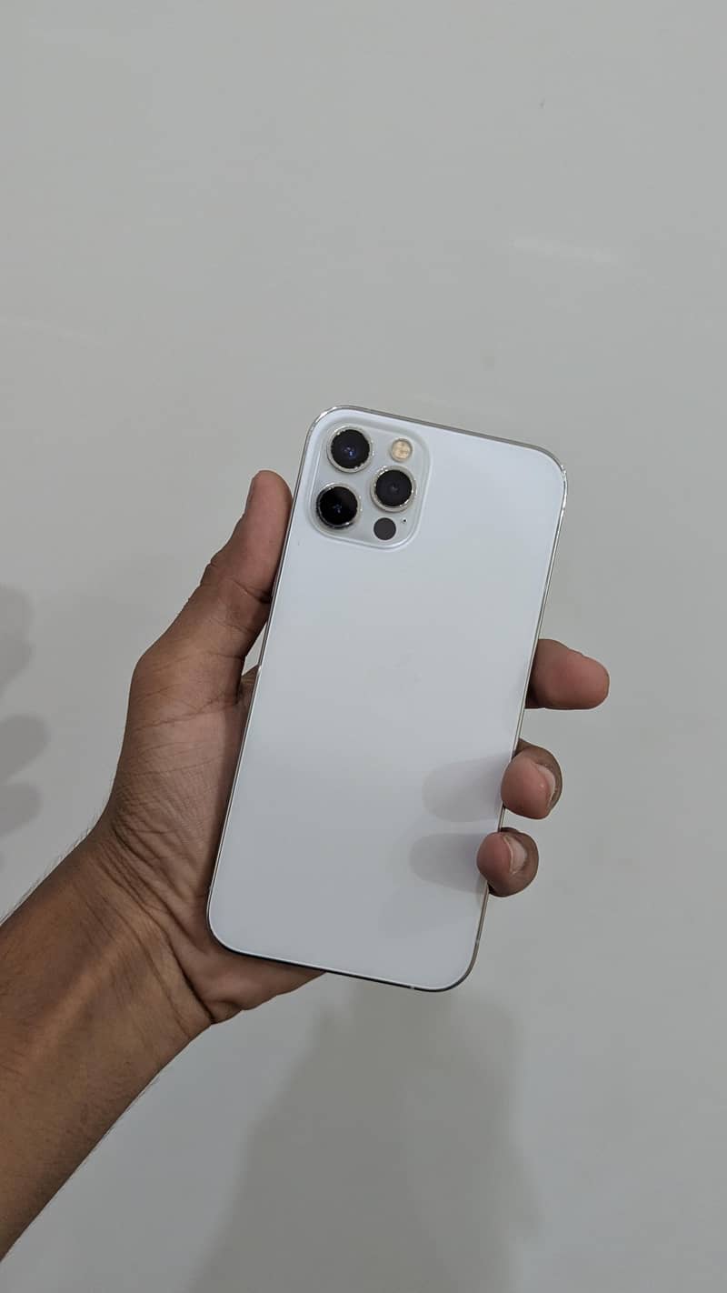 Apple iPhone 12 Pro 8