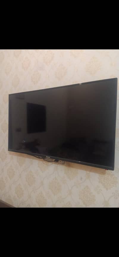 Orient Lcd 43"+ Ecostar lcd 40"