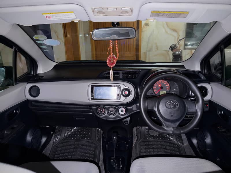 2011/15 vitz 8