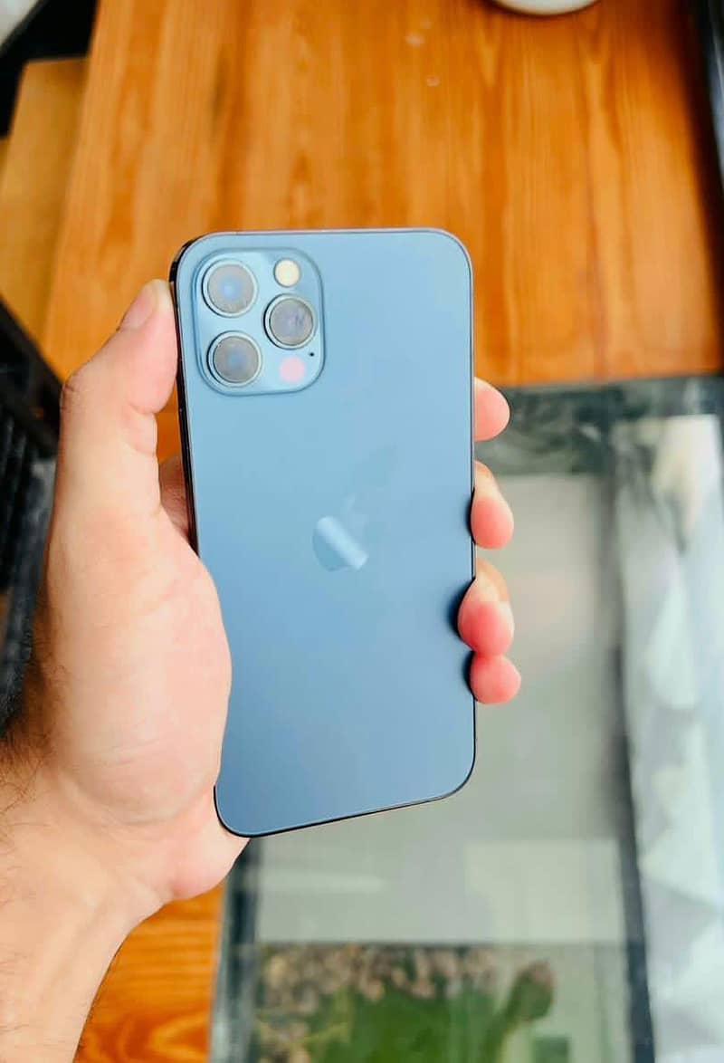 Apple iPhone 12 Pro 1