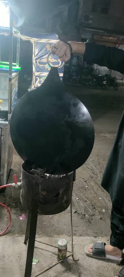 Tawa or stand choolah