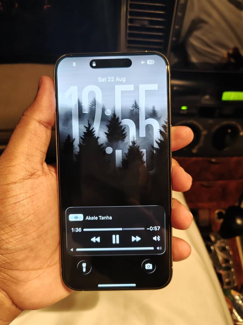 Apple iPhone 15 Pro Max 2