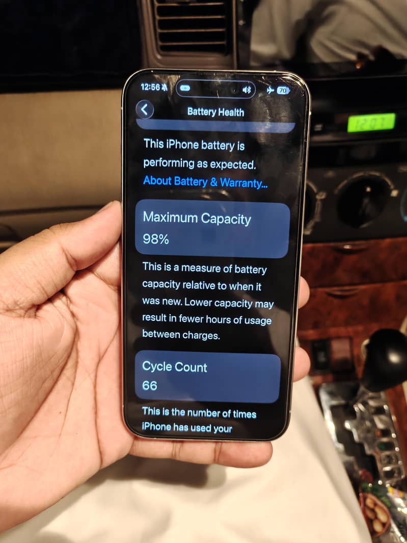 Apple iPhone 15 Pro Max 3