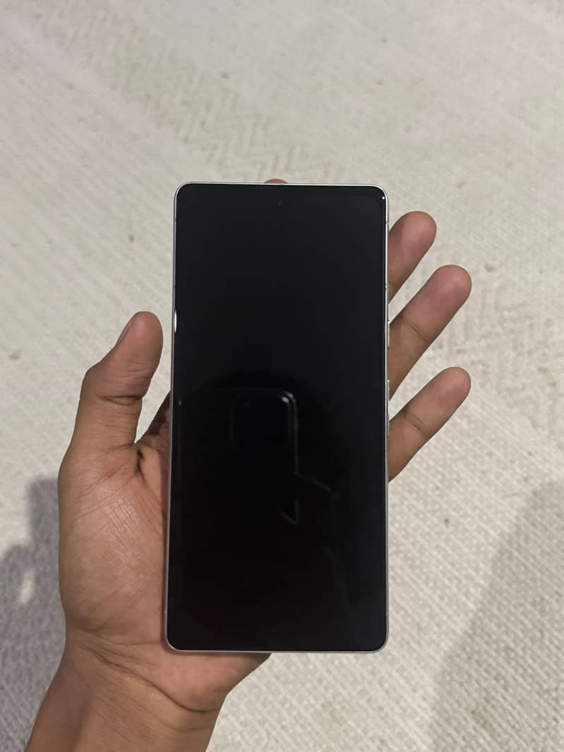 Google Pixel 7 3