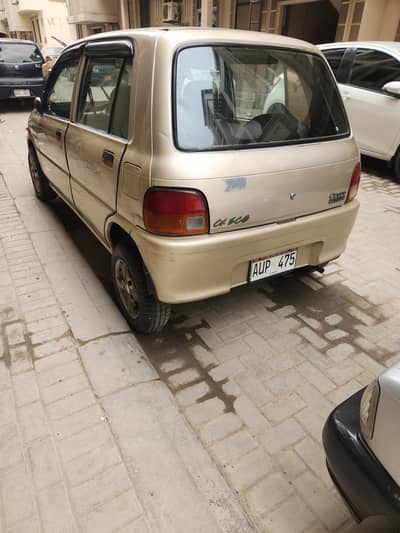 Daihatsu Cuore 2011