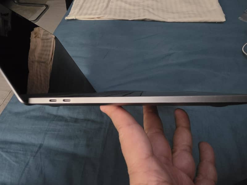 Macbook Pro M2 Chip 5