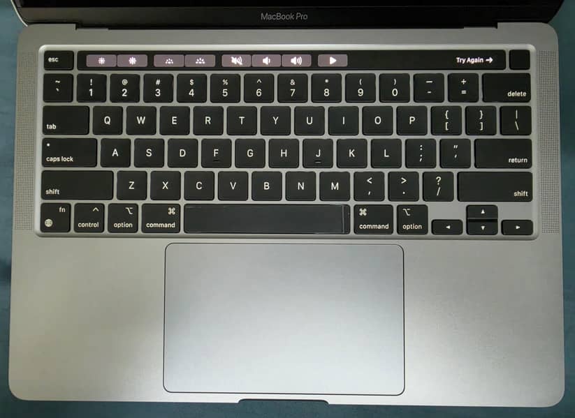 Macbook Pro M2 Chip 9