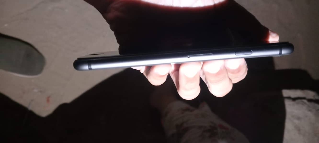 Apple iPhone 8 2