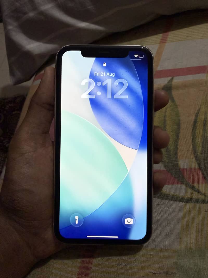 Apple iPhone 11 8