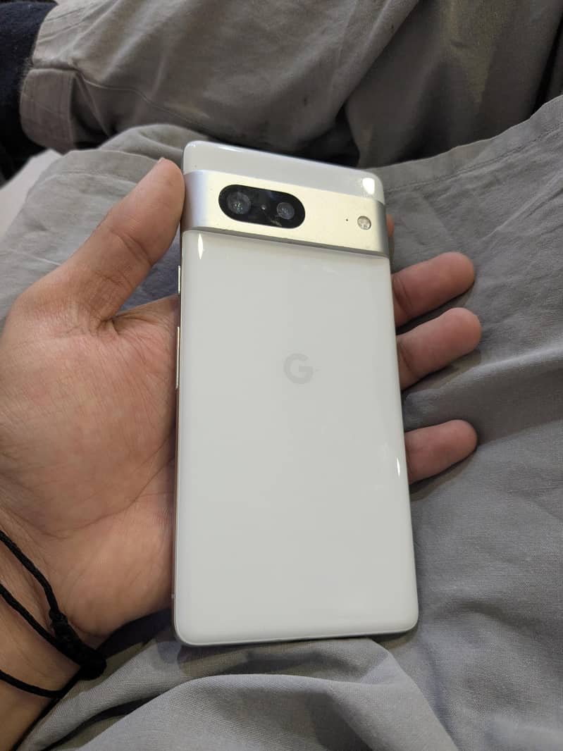 Google Pixel 7 5