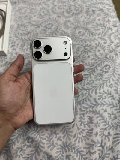 Apple iPhone 17 Pro Max FU